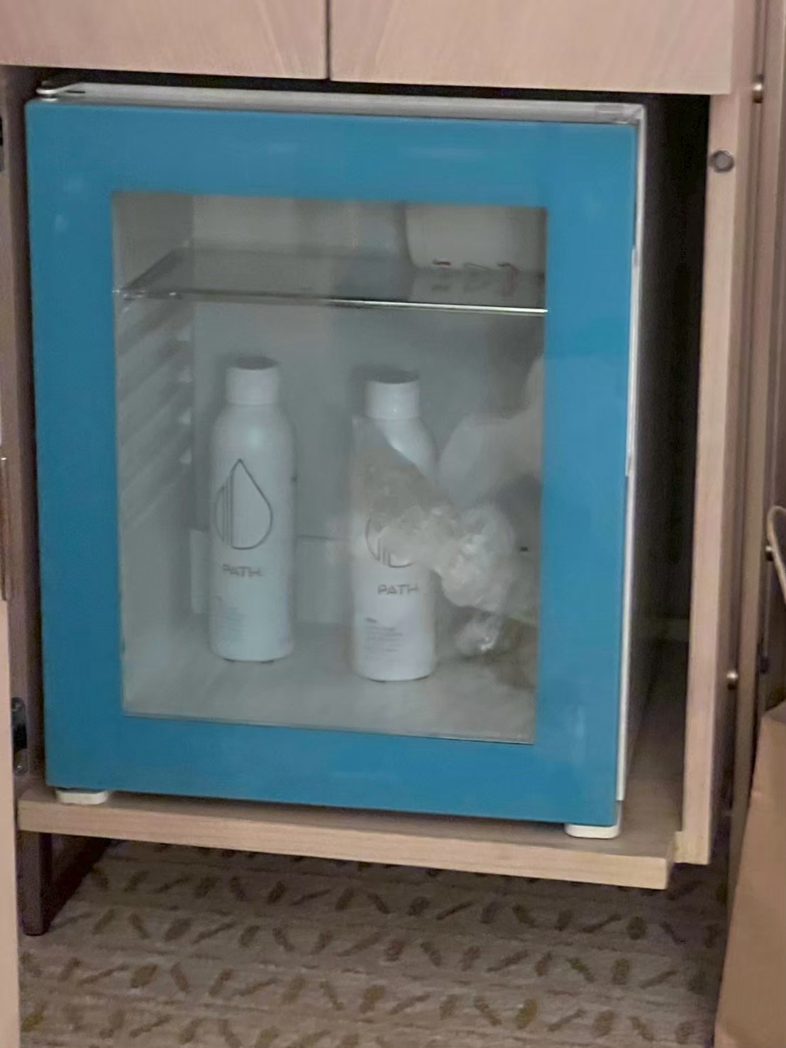 ハレクラニ無料の水